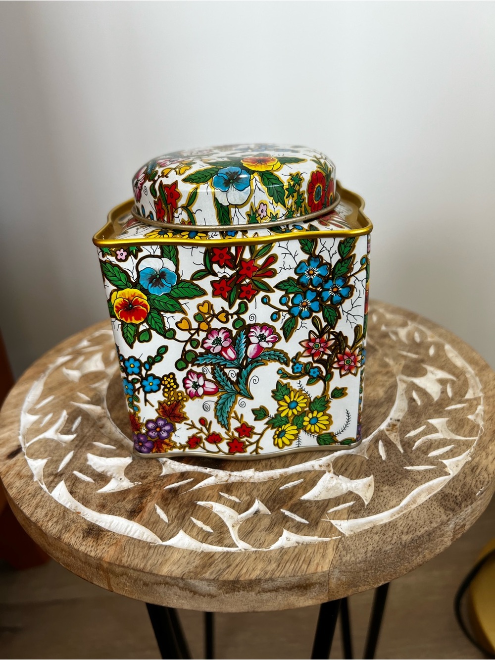 Vintage made in Hong Kong Floral Pattern Ceramic Decorative Tin - Multicolor